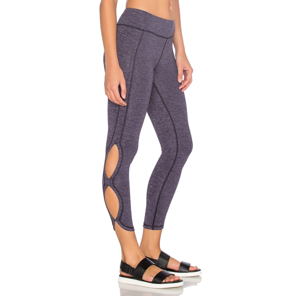 New Free People Movement New Infinity Navy Cropped Cut Out Legging Small Medium - Picture 7 of 10